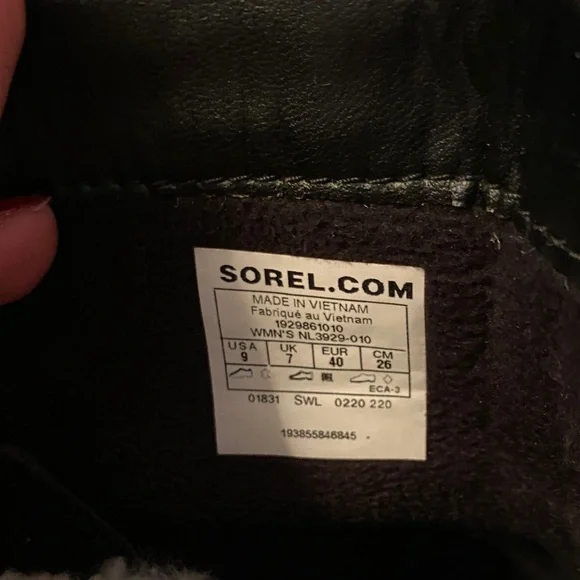Sorel Black Leather Combat Boots with Cream Lining - Picture 2 of 5